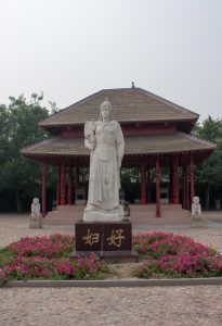 FuHao_Statue_Kriegerin_Chinesische_Bronzezeit
