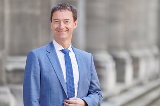 Portrait of Ronald Maier, Vice-Rector for Digitalisation and Knowledge Transfer
