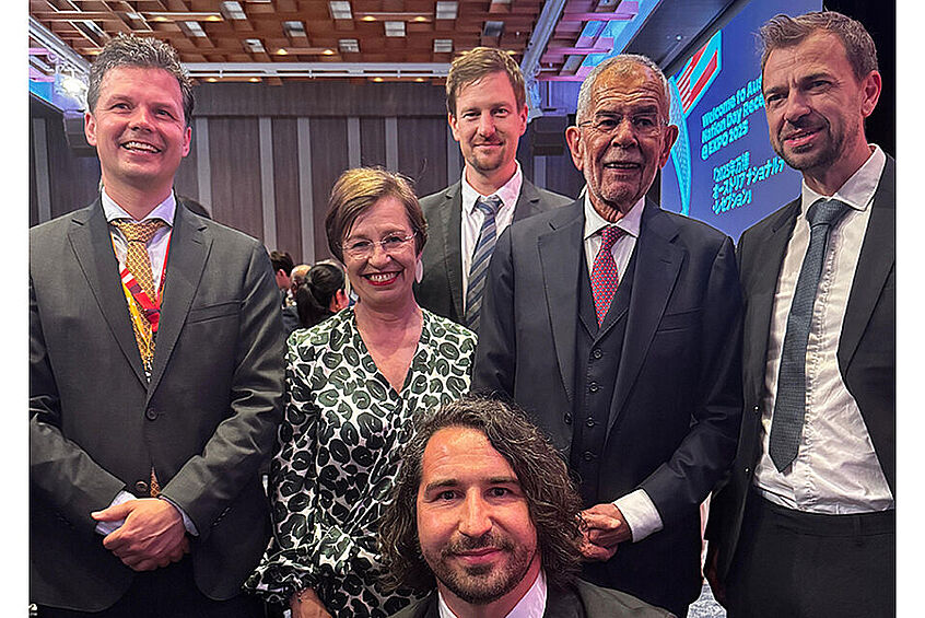 QuantA representatives at Expo 2025 with Austrian Federal President Alexander Van der Bellen.