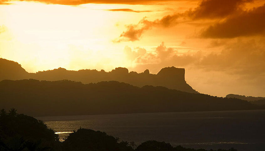 (C) David Mark/Pixabay Foto von Sonnenuntergang auf Mikronesien