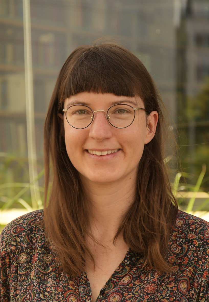 Portrait picture of Charlotte Grosse Wiesmann